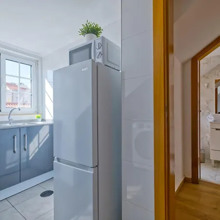 Central Apartment Lisbona