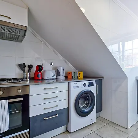 Central Apartment Апартаменти Лісабон